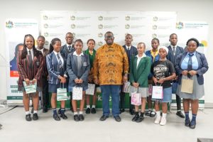 MEC BUTHELEZI INVESTS IN FUTURE MUNICIPAL CAPACITY BY AWARDING BURSARIES TO 14 DESERVING STUDENTS